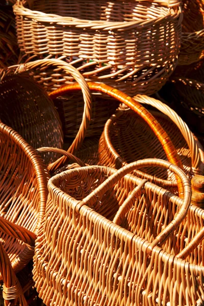 Fragments of empty wicker basket — Stock Photo, Image