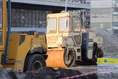 Kiev 'de yol onarımı için özel ekipman
