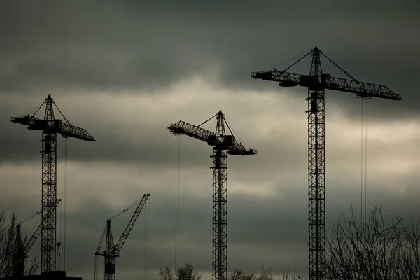 Kräne Auf Einer Baustelle Kiew Illegale Bautätigkeit Trojeschina — Stockfoto