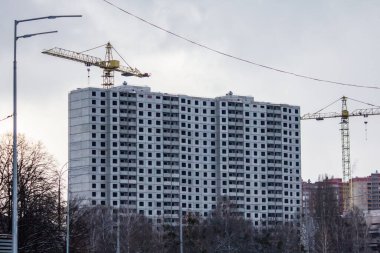 Goloseevsky bölgesindeki Kiev 'de yüksek binalar.