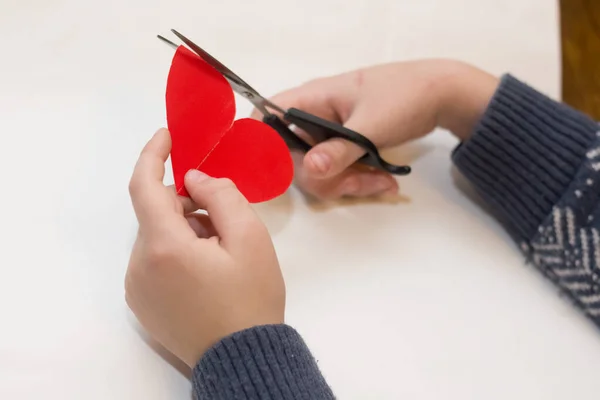 Child Cuts Out Heart Valentine Day White Background — Stock Photo, Image