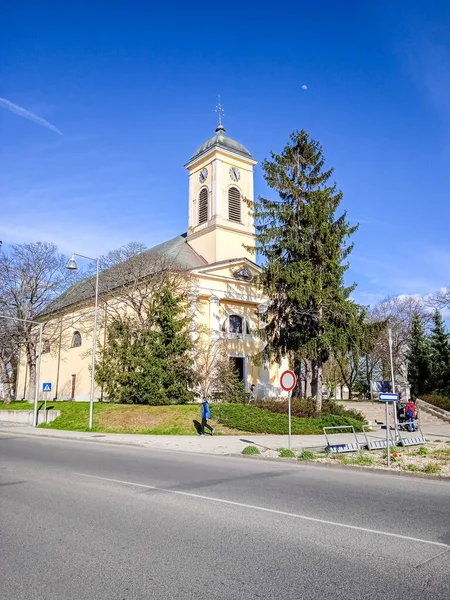 Kościół Klasyczny Słowacji Wiosną — Zdjęcie stockowe