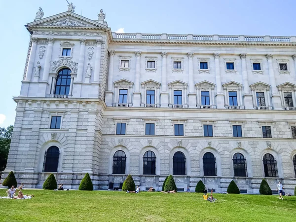 Palacio Hofburg Viena Primavera —  Fotos de Stock