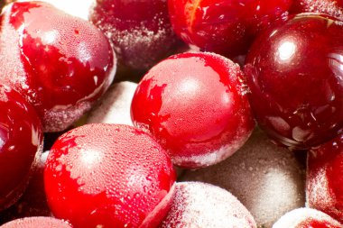 Buzlu vişneli iştah açıcı.