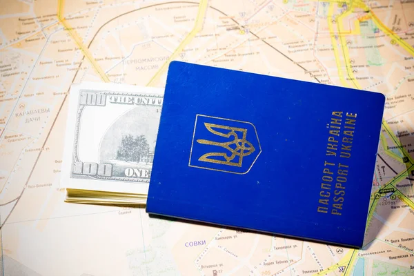 Ukrainian Passport Banknotes Lies Map Departure Refugees Due War Ukraine — Stockfoto