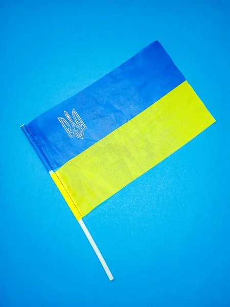 Флаг Украины Синем Фоне — стоковое фото