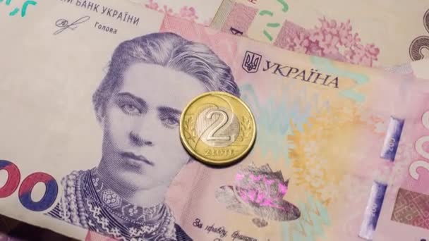 Zloty Coins 200 Hryvnia Banknotes Inflation Ukraine Due War — Stockvideo