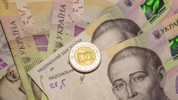 100 Forint Coin 500 Hryvnia Banknotes Inflation Ukraine Due War — Vídeo de Stock