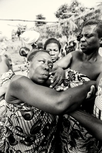 Women from Togo looses control — Stock Photo, Image