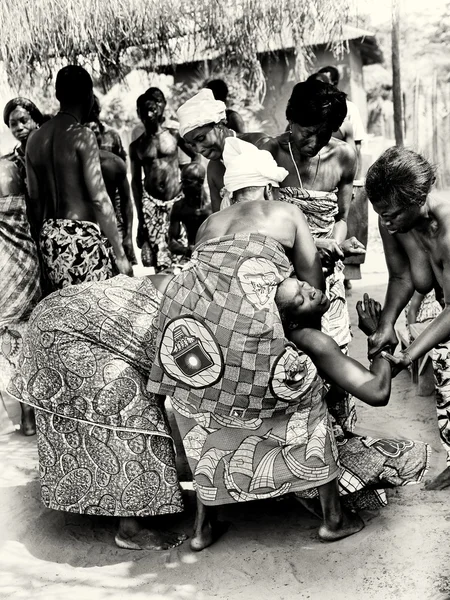 Women from Togo dances without control — Stock Photo, Image