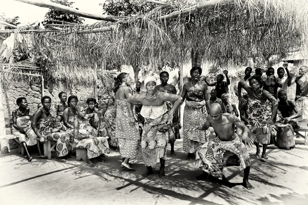 Танцы из Того — стоковое фото