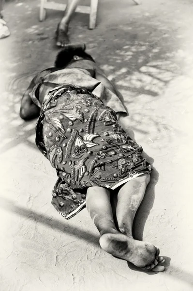 Woman from Togo is tired after dancing a the ball — Stock Photo, Image