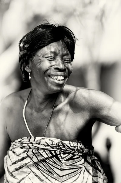 Danse de femme calorifique au Togo — Photo