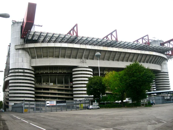 Стадіон san siro або Джузеппе Меацца в Мілані, Італія. — стокове фото