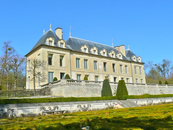 Vacker byggnad i auvers-sur-oise, Frankrike — Stockfoto