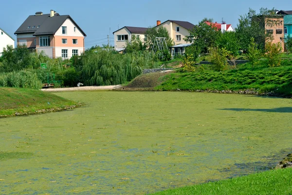 Private houses in a rich part of Ukraine — Stock Photo, Image