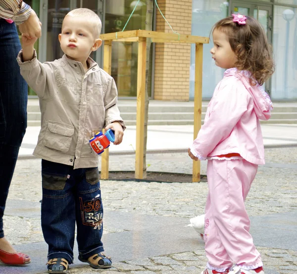 Glückliche Kinder — Stockfoto