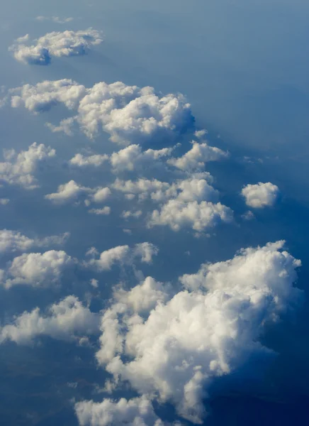 Hermosa composición de nubes en el cielo —  Fotos de Stock