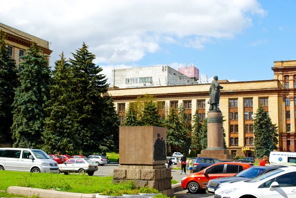 Vista del centro de la ciudad de Dnipropetrovsk en Ucrania — Foto de Stock