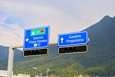trafik işaretleri Lugano, İsviçre