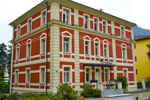 Swiss red building — Stock Photo, Image