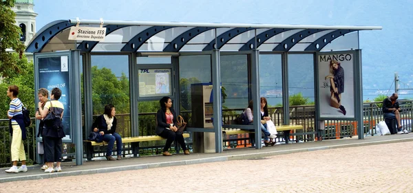 otobüs durağı Lugano, İsviçre