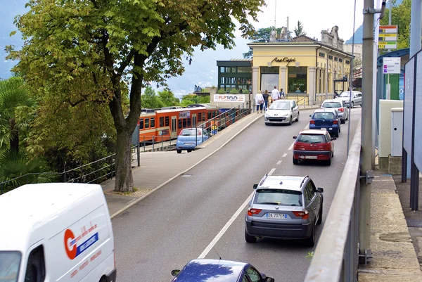 Traffico a Lugano, Svizzera — Foto Stock