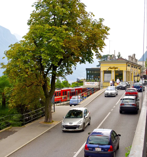 Verkehr in Lugano, Schweiz — Stockfoto