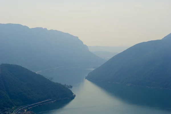 Vista sobre a Suíça a partir da montanha de San Salvatore — Fotografia de Stock