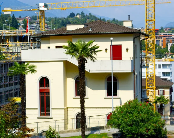 Beautiful building in Switzerland — Stock Photo, Image