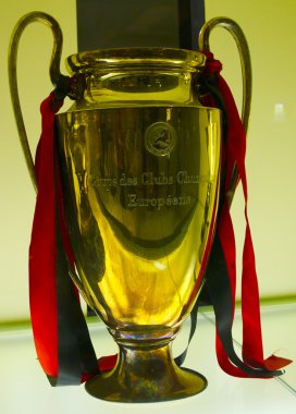 Şampiyonlar Ligi Kupası ac milan ac milan Müzesi'nde kazandı