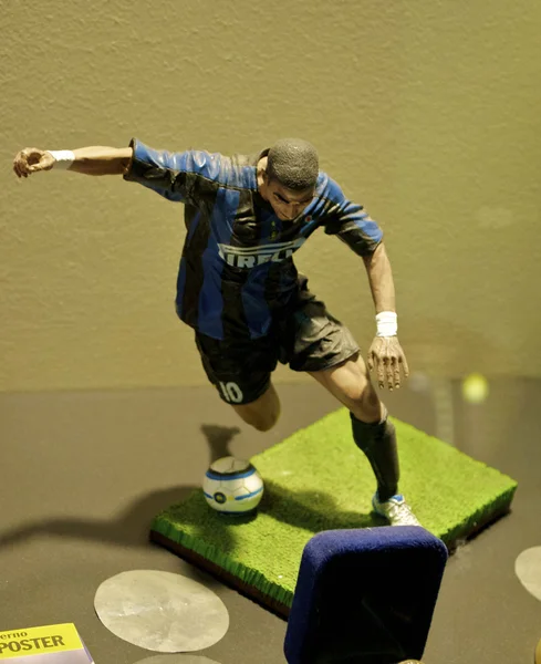 Estatua del delantero brasileño Adriano en el Museo Inter —  Fotos de Stock