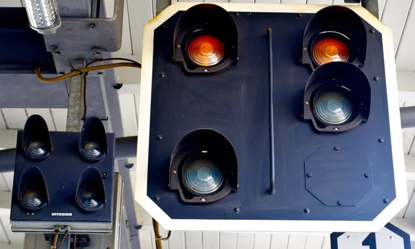 Traffic light on the railway station — Stock Photo, Image