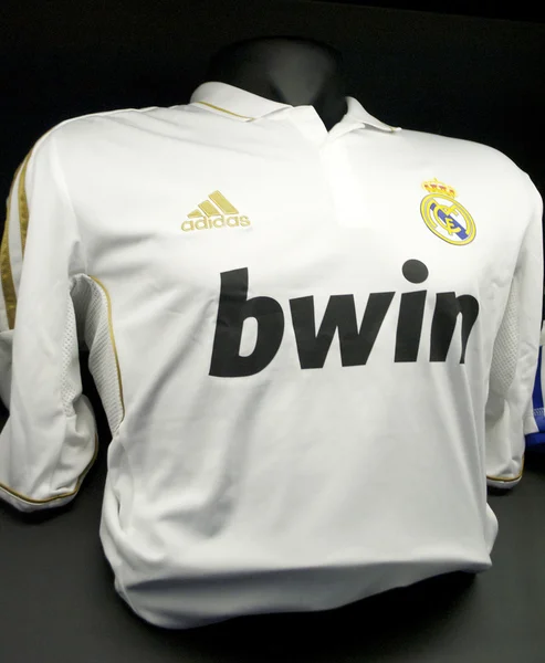 Историческая футболка "Реала" 2011 — стоковое фото