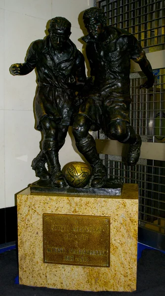 Estatua junto al vestuario del Real Madrid — Foto de Stock