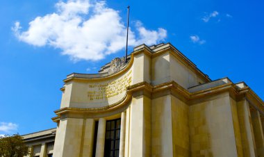 Sarayda trocadero Meydanı
