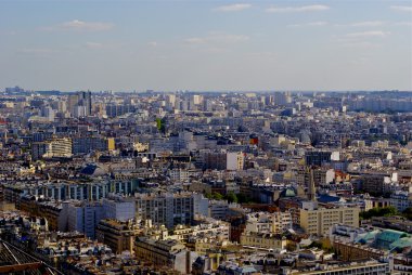 eifel Kulesi göster