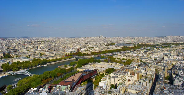 Řeku Seinu z druhého patra Eiffelovy věže — Stock fotografie