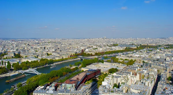 Rivier de seine vanaf de tweede verdieping van de Eiffeltoren — Stockfoto
