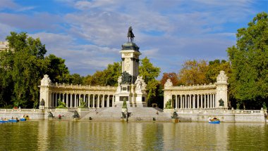 anıt alonso XII, buen retiro park, madrid, İspanya
