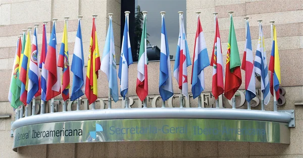 A row of international flags — Stock Photo, Image