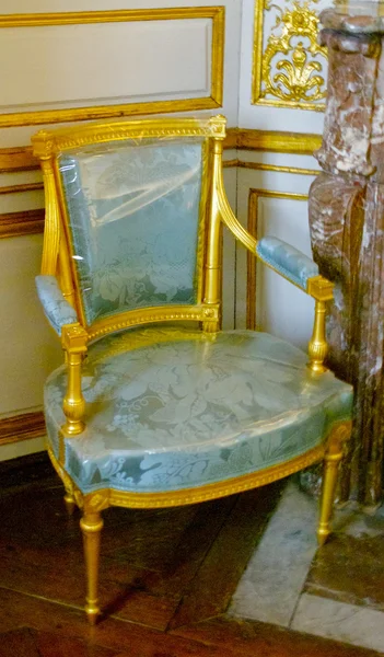 CASTLE FONTAINEBLEAU, ÎLE-DE-FRANCE, FRANCE: Image is taken inside of the Palace of Fontainebleau — Zdjęcie stockowe