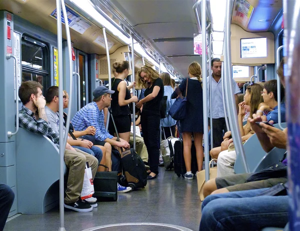 In der U-Bahn in Mailand — Stockfoto