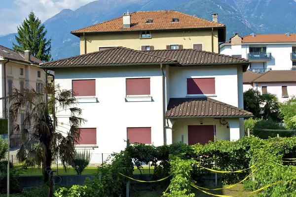 İsviçre evleri — Stok fotoğraf