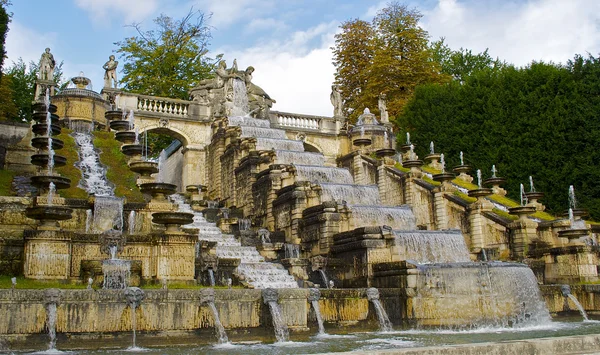 Del av den vackra fontänen i Parc de Saint-Cloud — Stockfoto