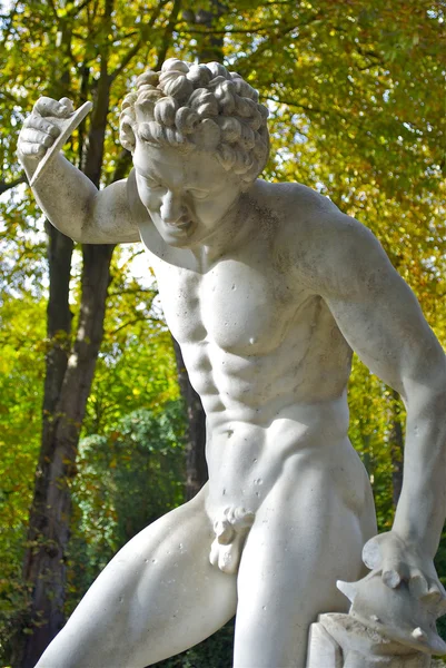 Monumento nel Parc de Saint-Cloud, Parigi, Francia — Foto Stock
