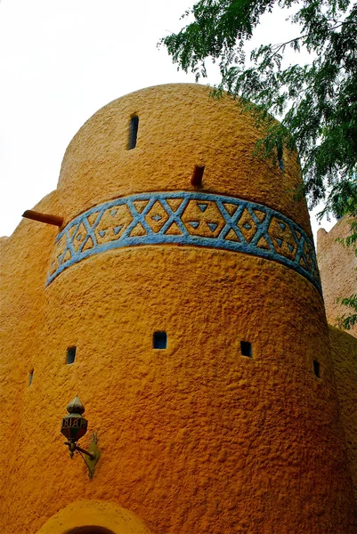 Casa decorativa en estilo árabe en Disneylandia — Foto de Stock