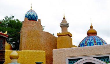 disneyland'ın Arap tarzında dekoratif sarayda