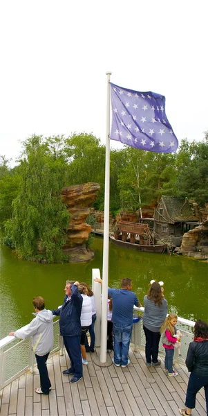 Nose of the ship with flag and — Stock Photo, Image