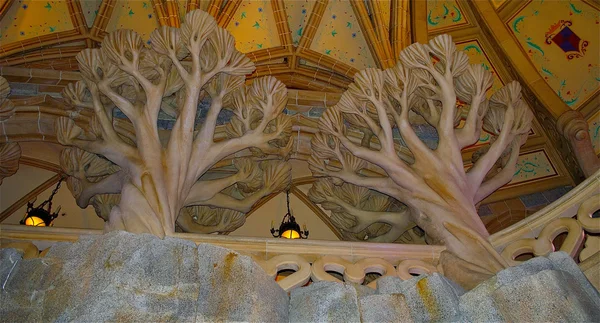 Wewnątrz zamku piękno spania w Disneylandzie w Paryżu — Zdjęcie stockowe